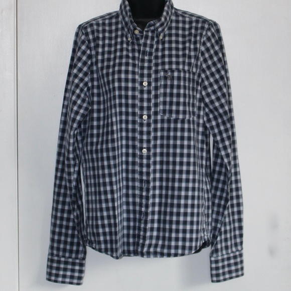 Ambercrombie and Fitch - Picture 1 of 3